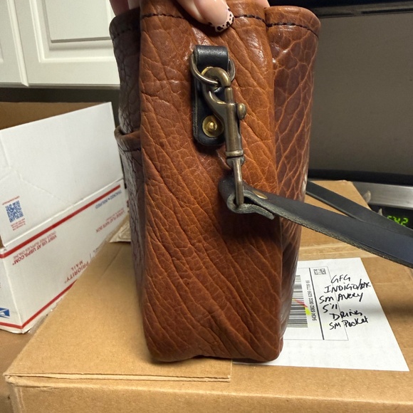 Go Forth Goods Cognac Bison Medium Rennie NEW - Picture 3 of 6